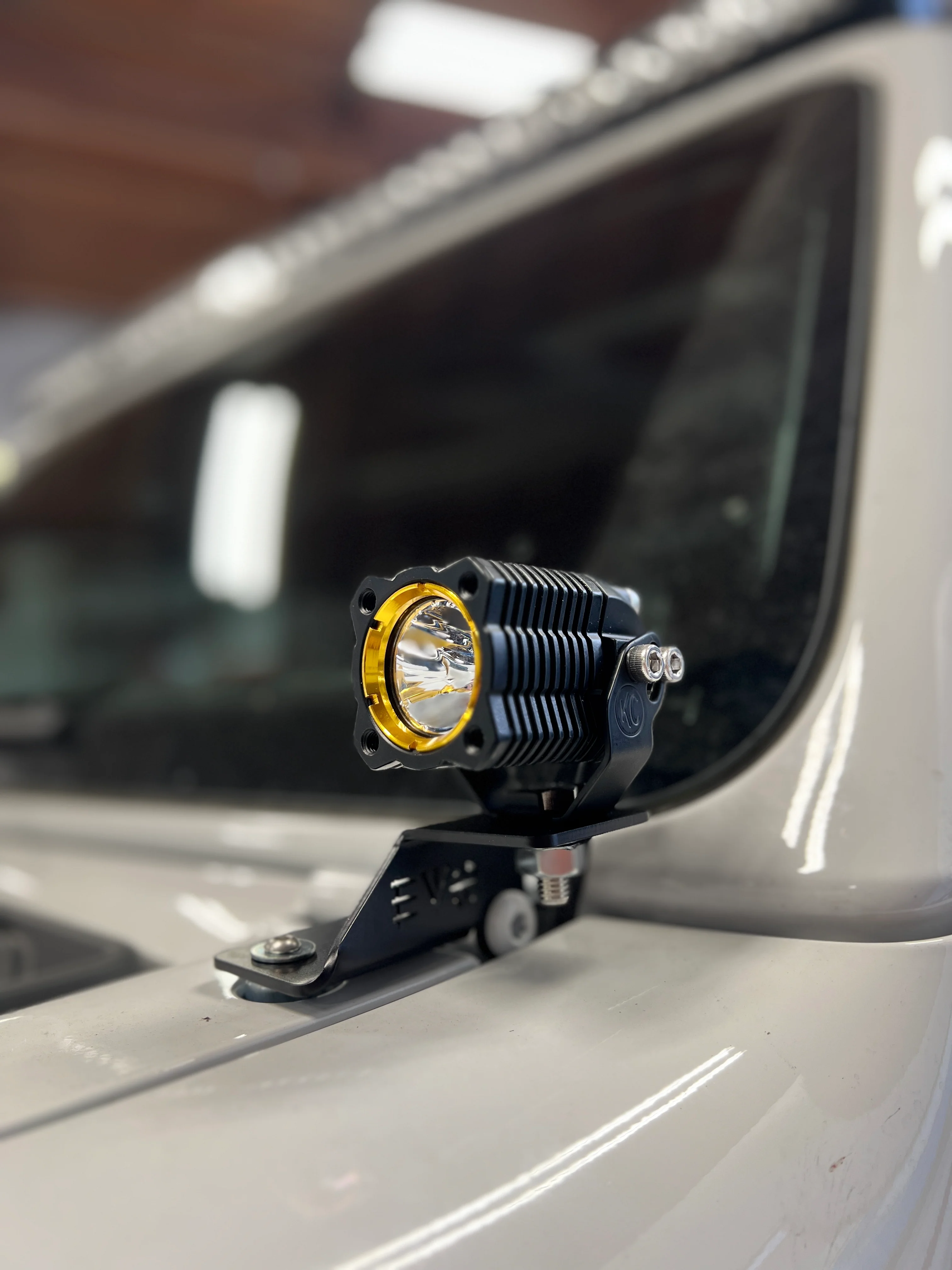 Jeep Wrangler 392, Moab & JT Gladiator Mojave (High Hood) A Pillar Cowl Ditch Light Mounts, Pair Black - Image 2