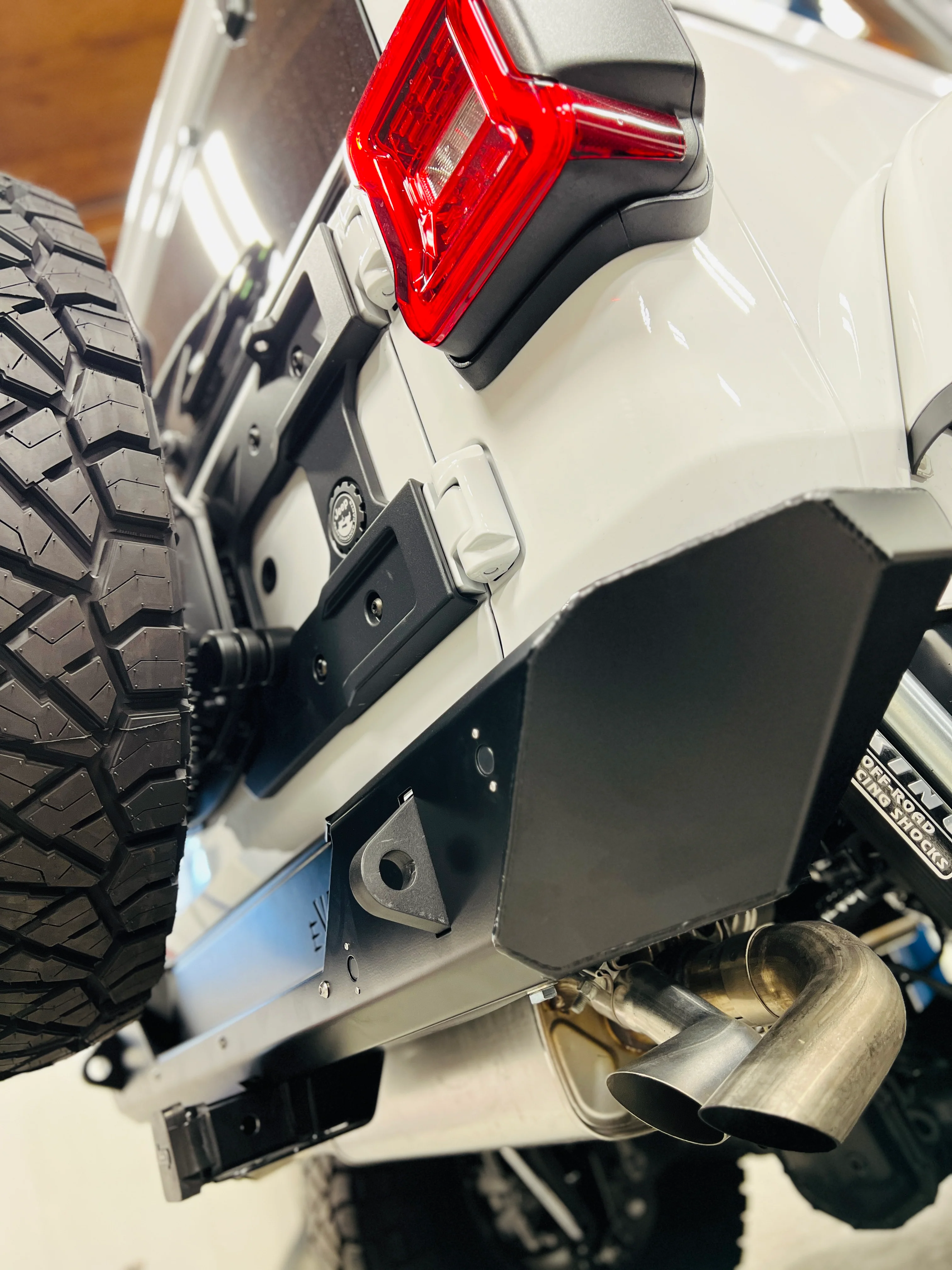 Jeep Wrangler Rear Alumilite Bumper - Image 6