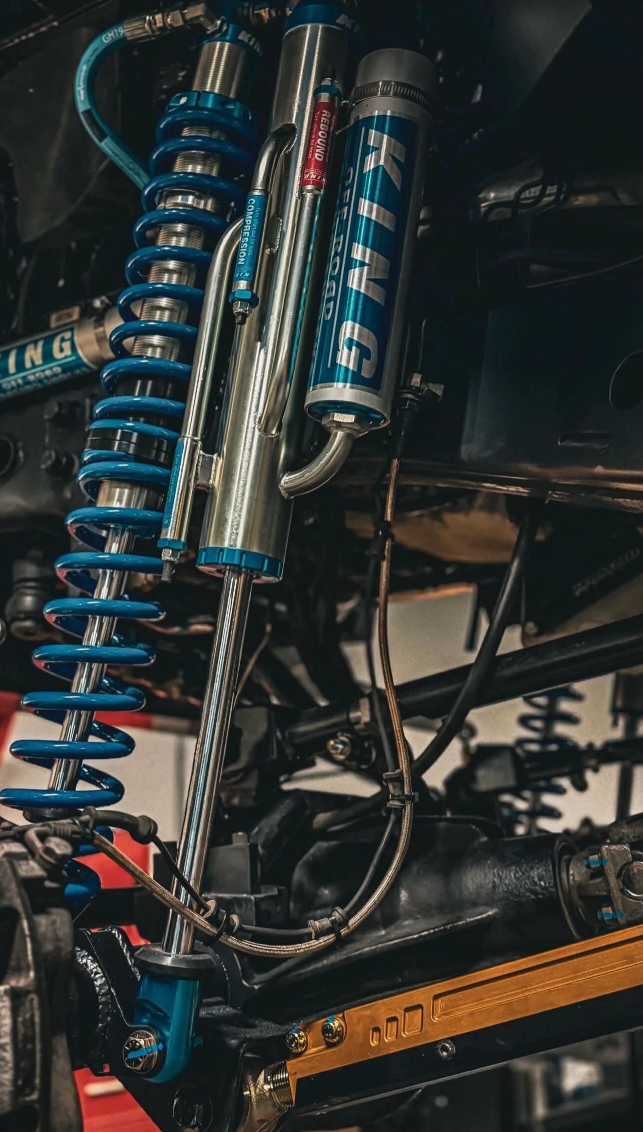JK JKU FRONT DOUBLE THROW DOWN KING COILOVER BYPASS SHOCK SYSTEM ( DANA 30/44 ) JEEP WRANGLER - Image 7